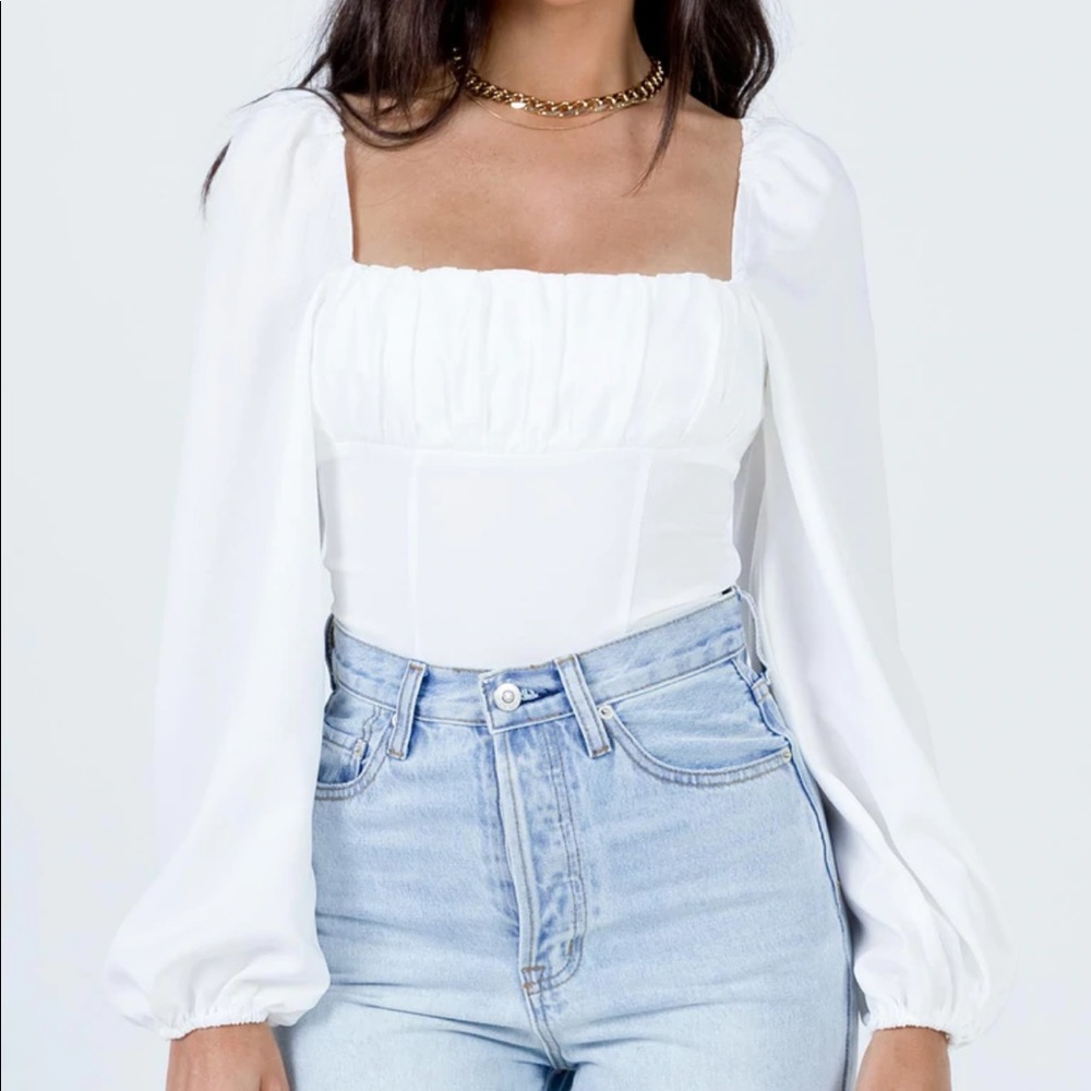 White long sleeve bodysuit